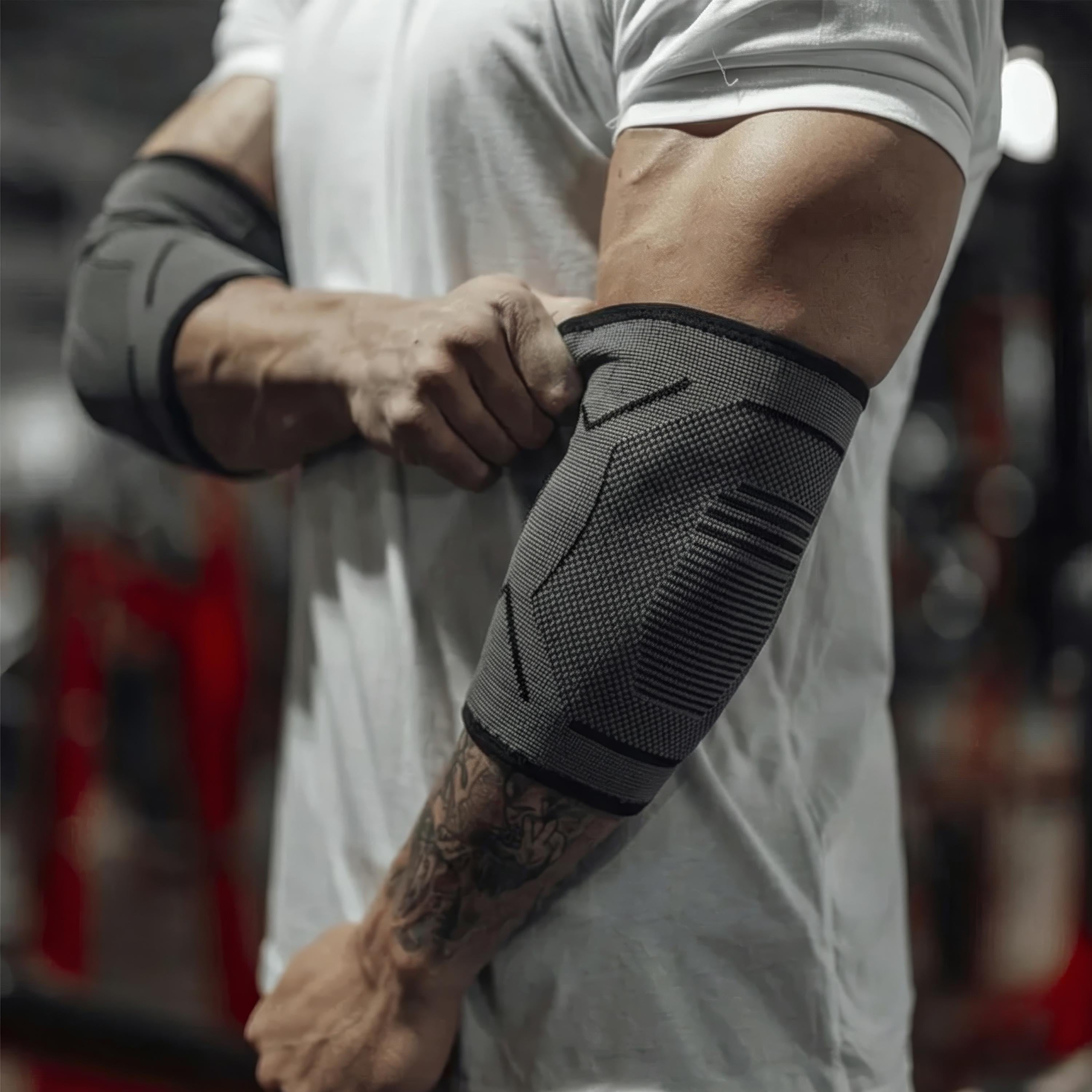 Налокітник компресійний для тренувань та спорту з фіксацією суглоба/бандаж для ліктя 1 шт. XL