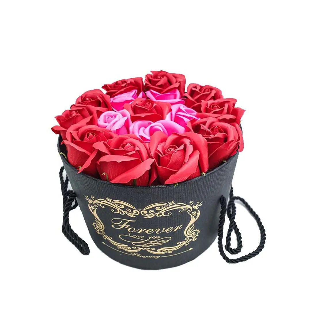 Подарочный набор роз Forever I love you 19х19 см ручной работы Красный Подарочный набор роз Forever I love you 19х19 см ручной работы Красный