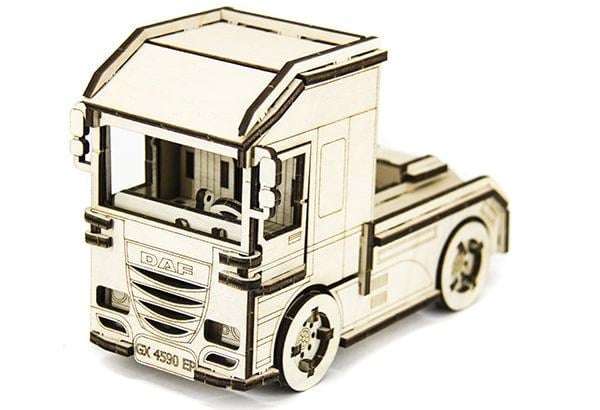 Дерев'яний конструктор Вантажівка DAF 93 деталі