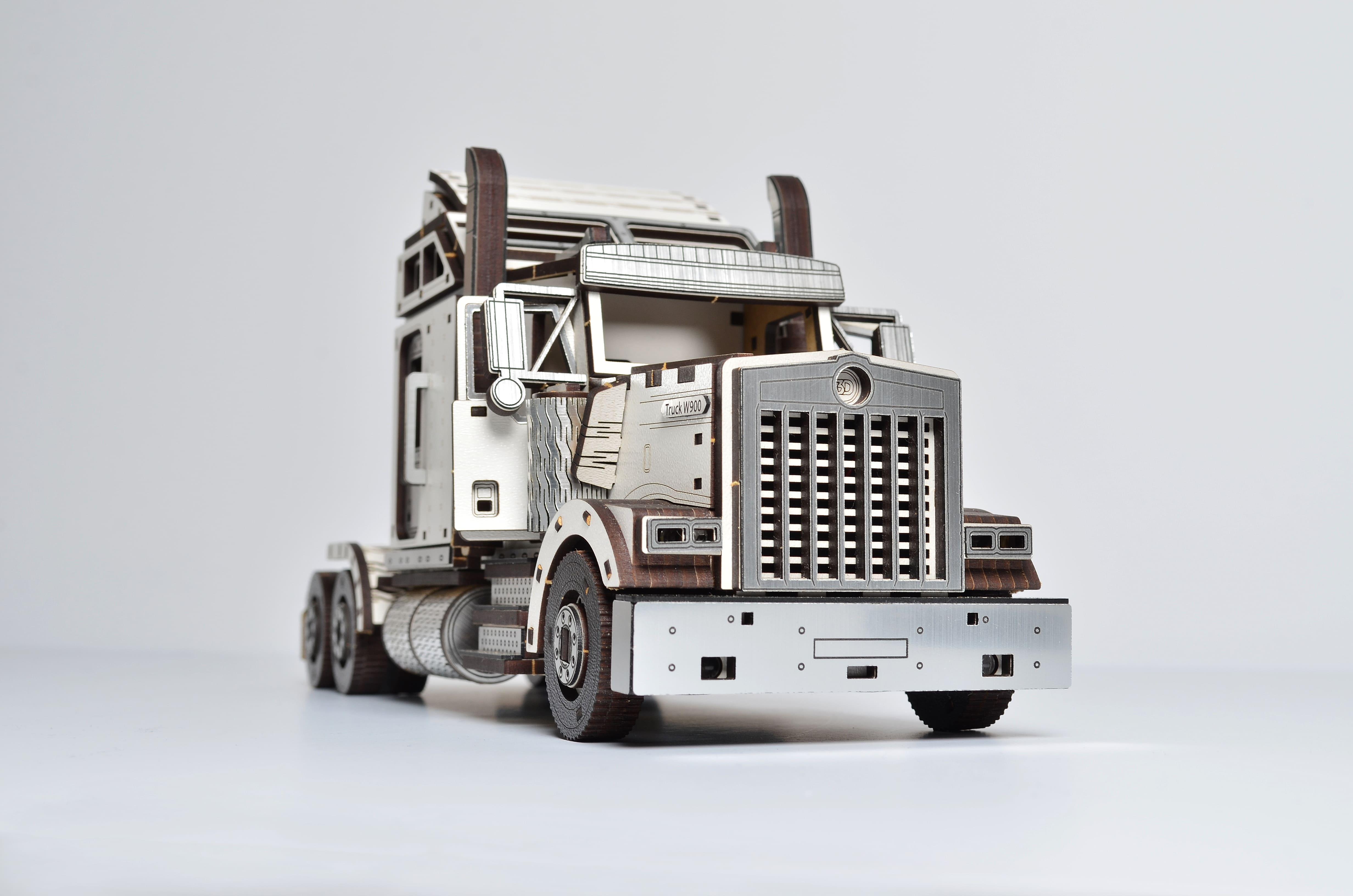 Конструктор 3DBRT Kenworth Truck с подсветкой Белый