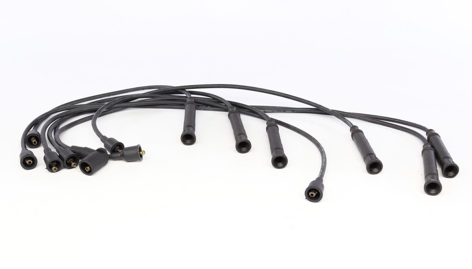 Провода зажигания BMW 3 E30/5 E28/E34 высоковольтные MSQ0095 (941319170095 MAGNETI MARELLI)