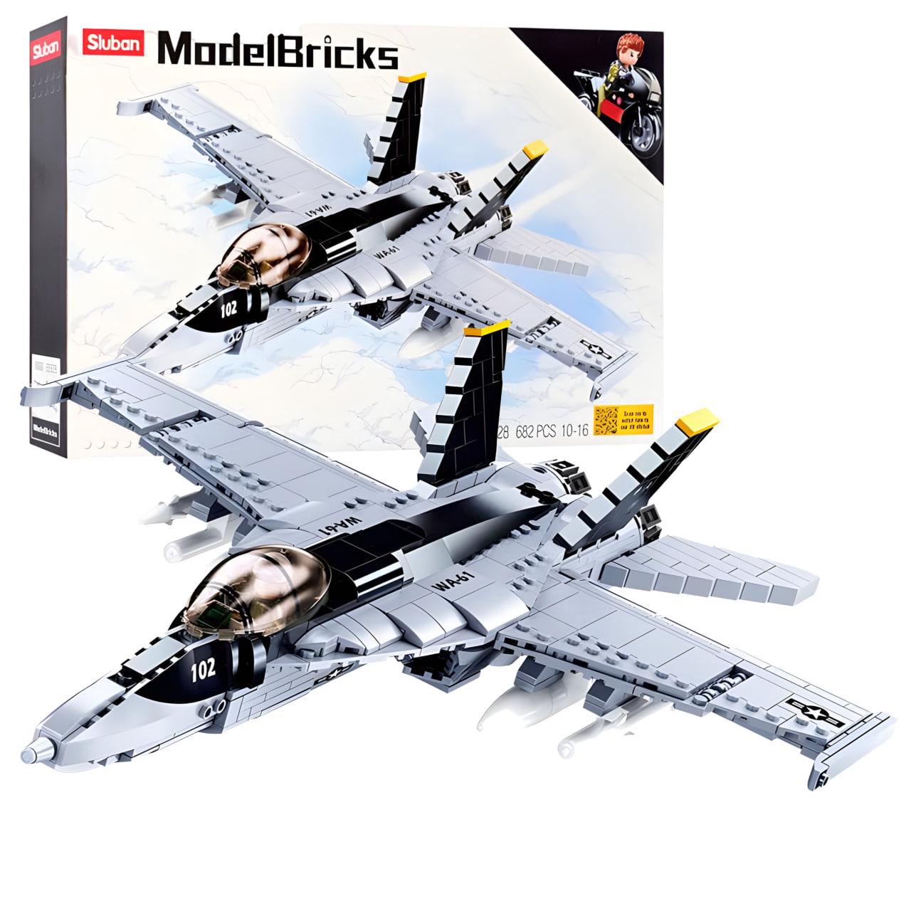 Конструктор Sluban Погоня на истребителе 682 дет. (M38-B0928)