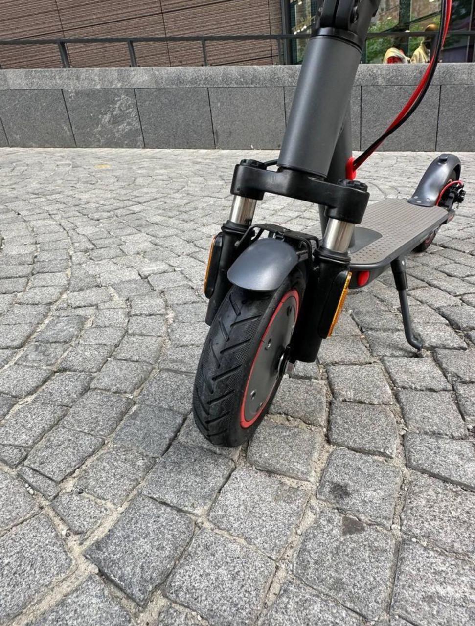 Электросамокат с передним амортизатором Kugoo M365 PRO MAX 13000 мАч (2622069978) - фото 4 Электросамокат с передним амортизатором Kugoo M365 PRO MAX 13000 мАч (2622069978) - фото 4