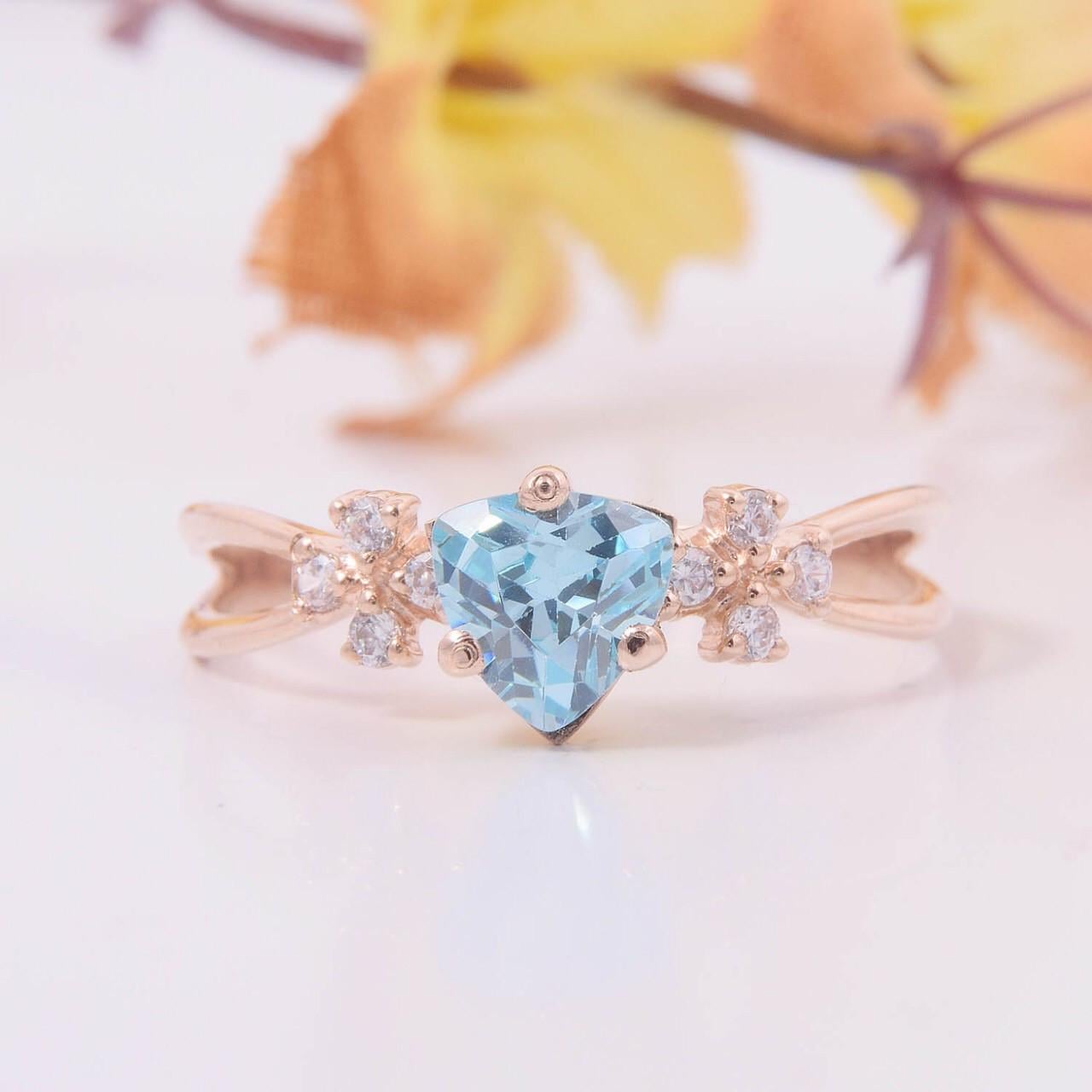 Каблучка з червоного золота з топазом (2246317843)