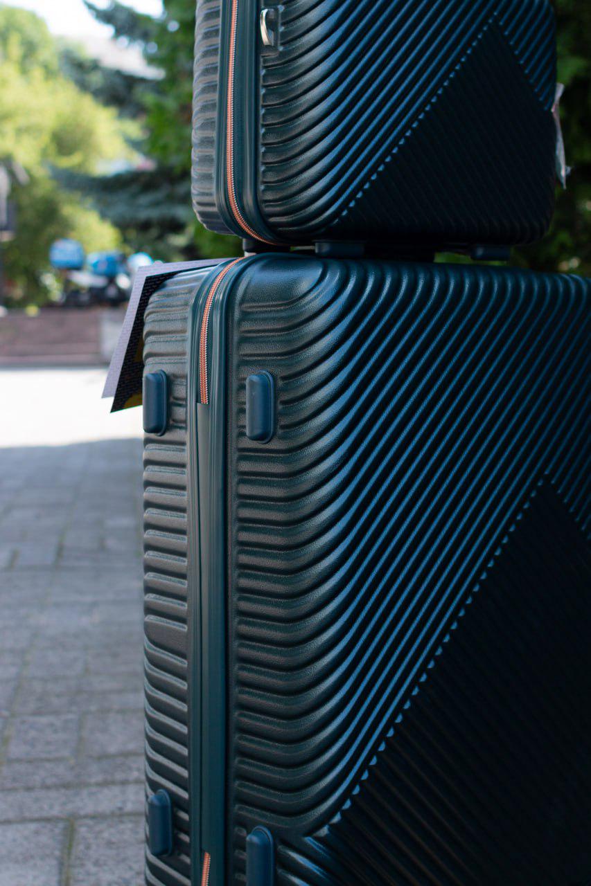 Чемодан пластиковый Wings WN-01 S Темно-зеленый (11881147) - фото 3 Чемодан пластиковый Wings WN-01 S Темно-зеленый (11881147) - фото 3