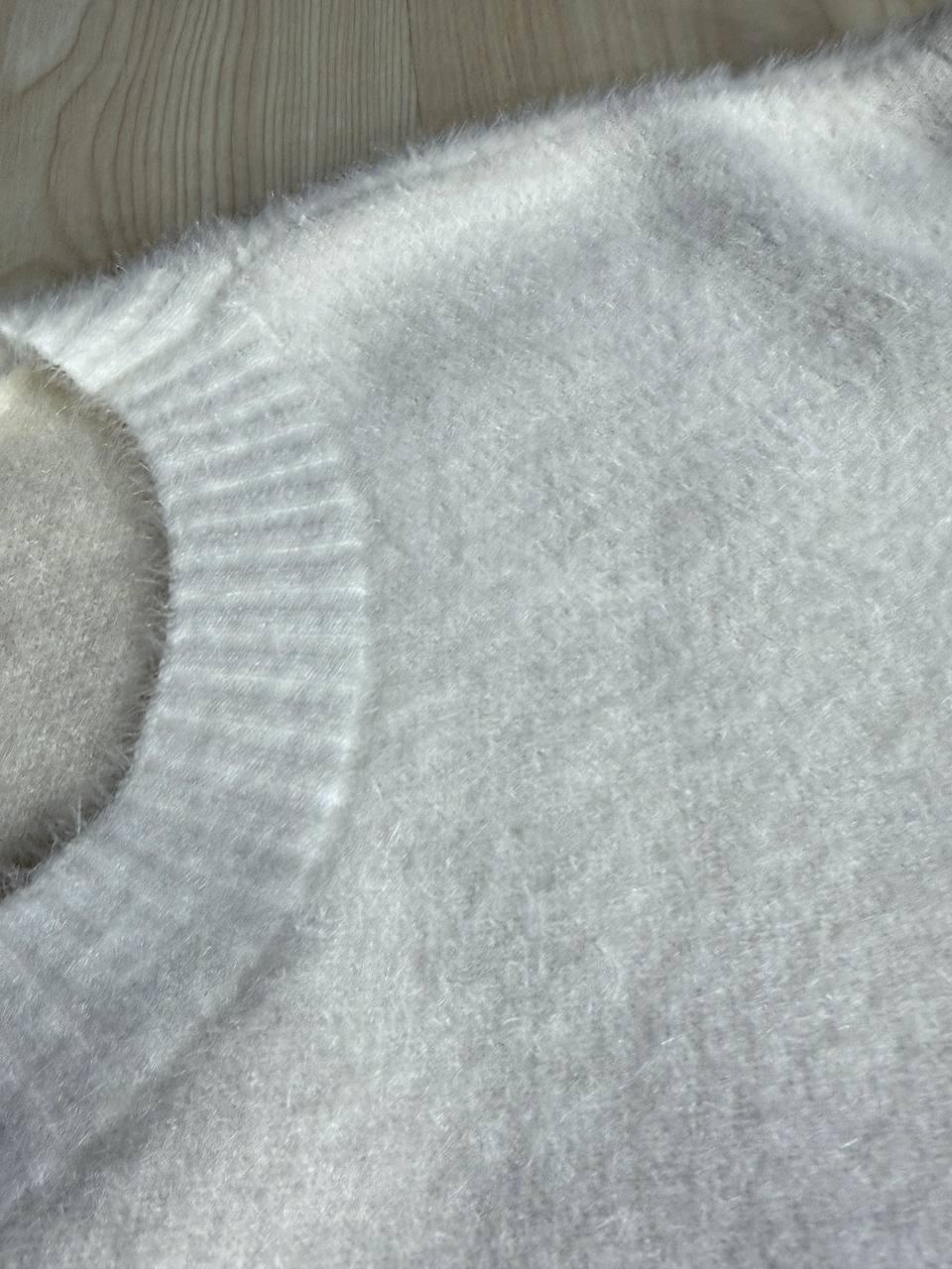 Свитер женский Fancy Matinee 5977 ангора базовый OS Белый (5035) - фото 8 Свитер женский Fancy Matinee 5977 ангора базовый OS Белый (5035) - фото 8