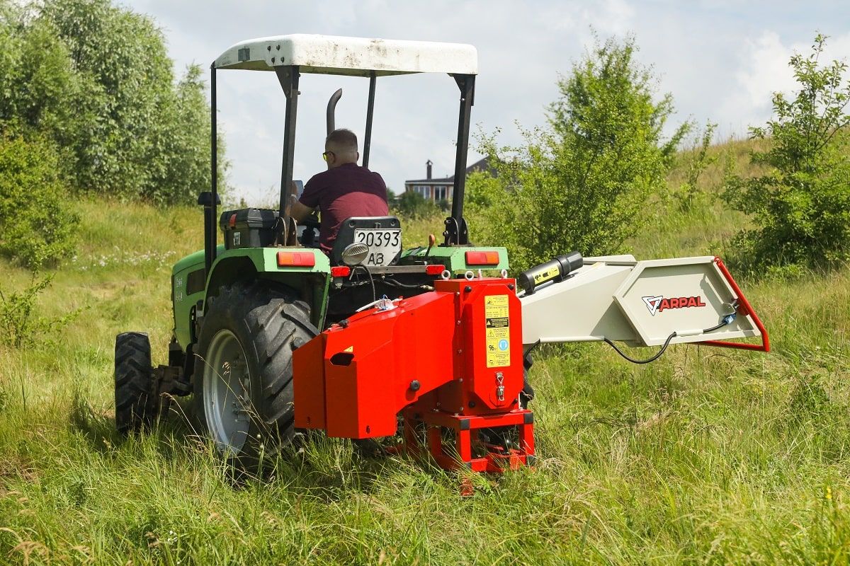 Подрібнювач гілок Arpal на шматки дров до трактора (АМ-120ТР) - фото 4 Подрібнювач гілок Arpal на шматки дров до трактора (АМ-120ТР) - фото 4