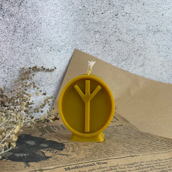 Свеча восковая руническая Альгиз (1225)