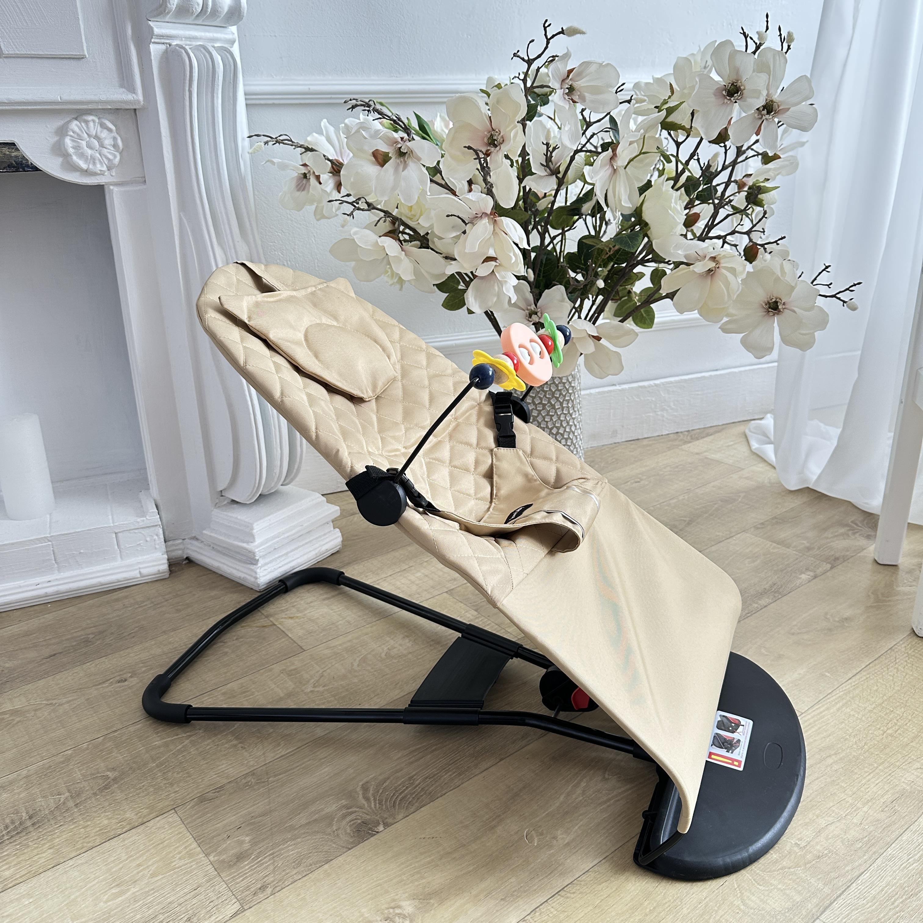 Шезлонг детский укачивающий центр с подушкой и дугой для новорожденных детей Бежевый - фото 3 Шезлонг детский укачивающий центр с подушкой и дугой для новорожденных детей Бежевый - фото 3