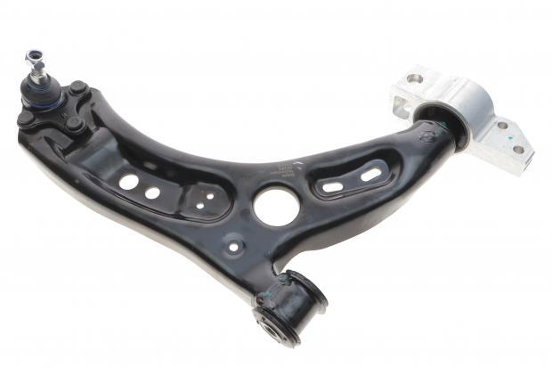 Рычаг подвески DELPHI передний/снизу R VW Caddy/Golf/Touran/Skoda Octavia 03- с шаровой (TC3316)