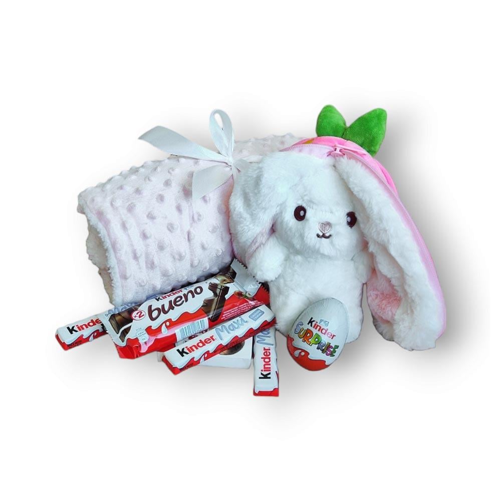 Подарочный набор детский с мягкой игрушкой кролик-клубничка и пледом (GB-0011) - фото 3