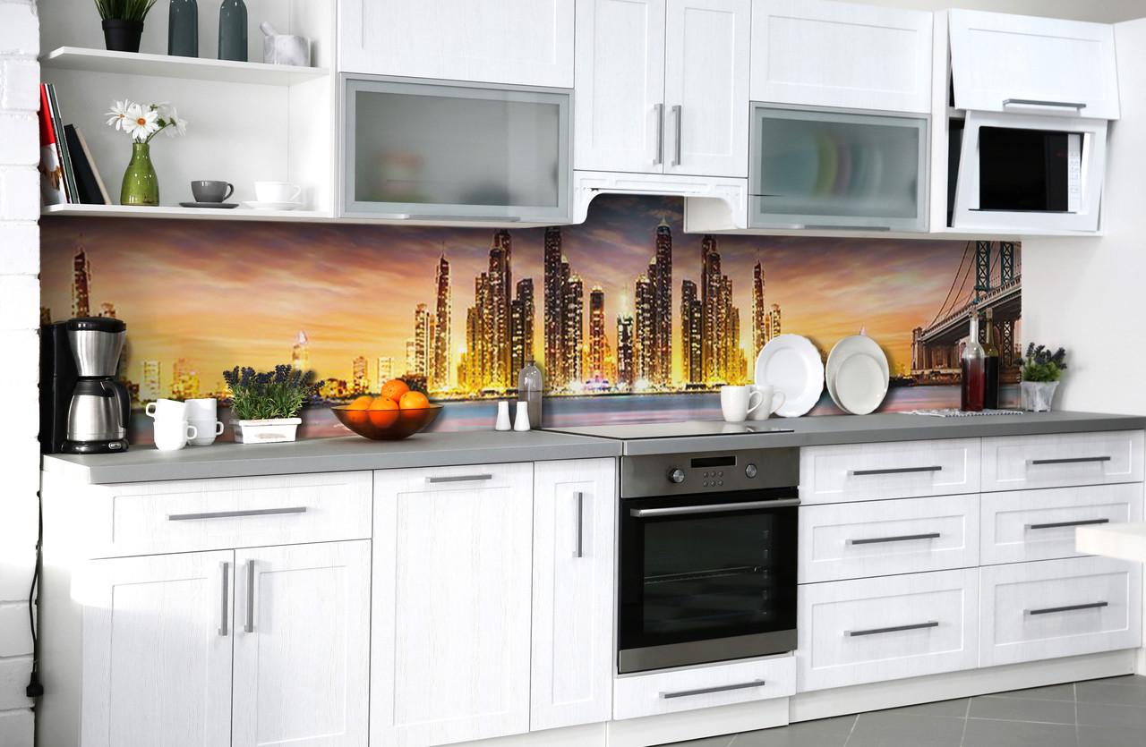 Кухонный фартук Небоскребы ночного города из самоклеющейся виниловой пленки 60х300 см Бежевый