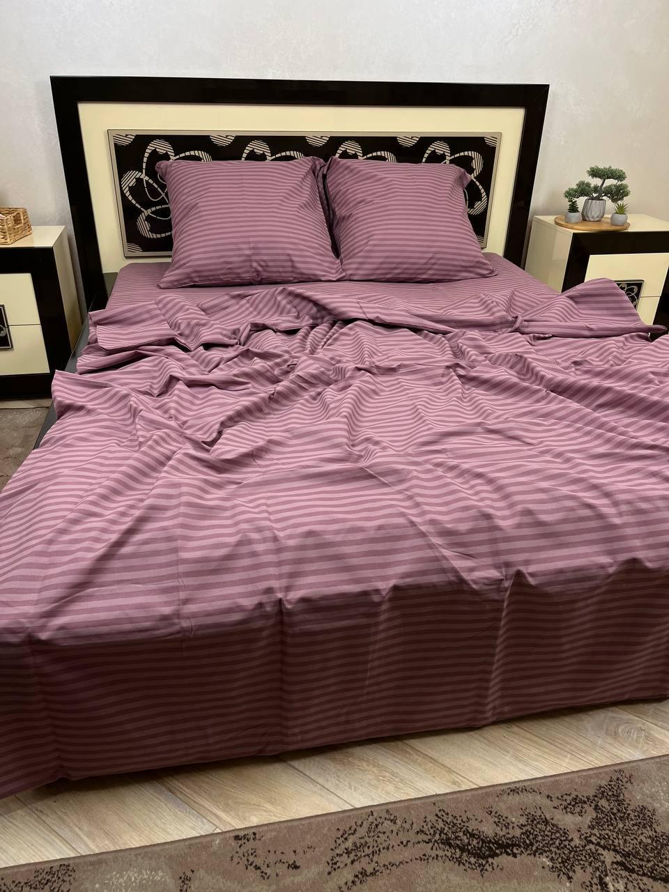Комплект постельного белья в полоску хлопковый евро 200х220/70х70 см Сливовый (14824650) - фото 1 Комплект постельного белья в полоску хлопковый евро 200х220/70х70 см Сливовый (14824650) - фото 1