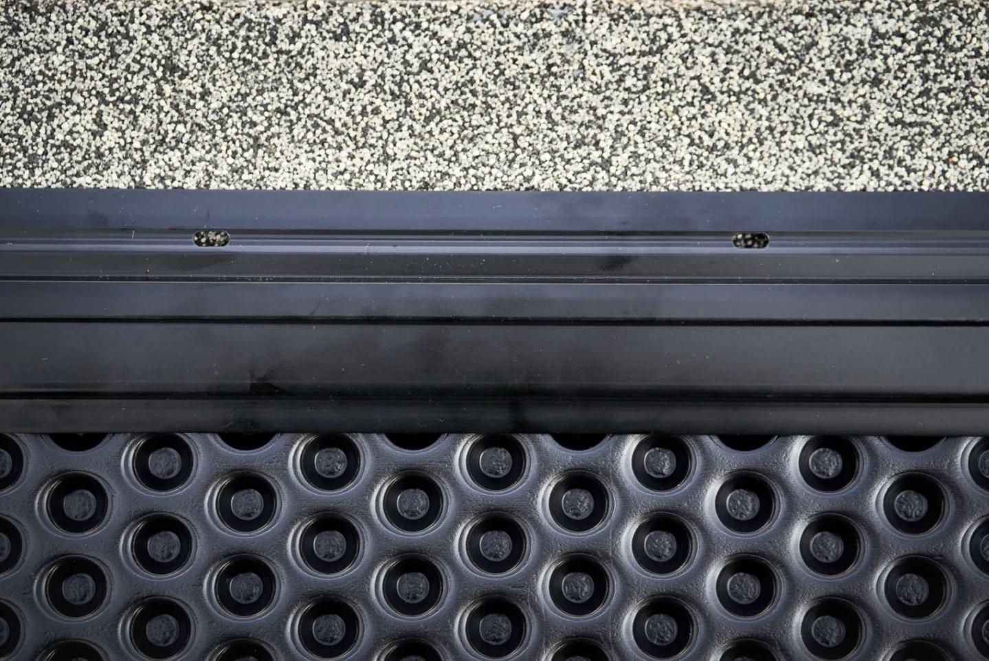 Прижимная планка для крепления шиповидной мембраны Изолит 2,0 пог. м (29715617) - фото 3