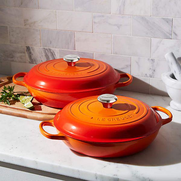 Набор посуды Le Creuset с очистителем Orange (lc set3 volcanic) - фото 4 Набор посуды Le Creuset с очистителем Orange (lc set3 volcanic) - фото 4