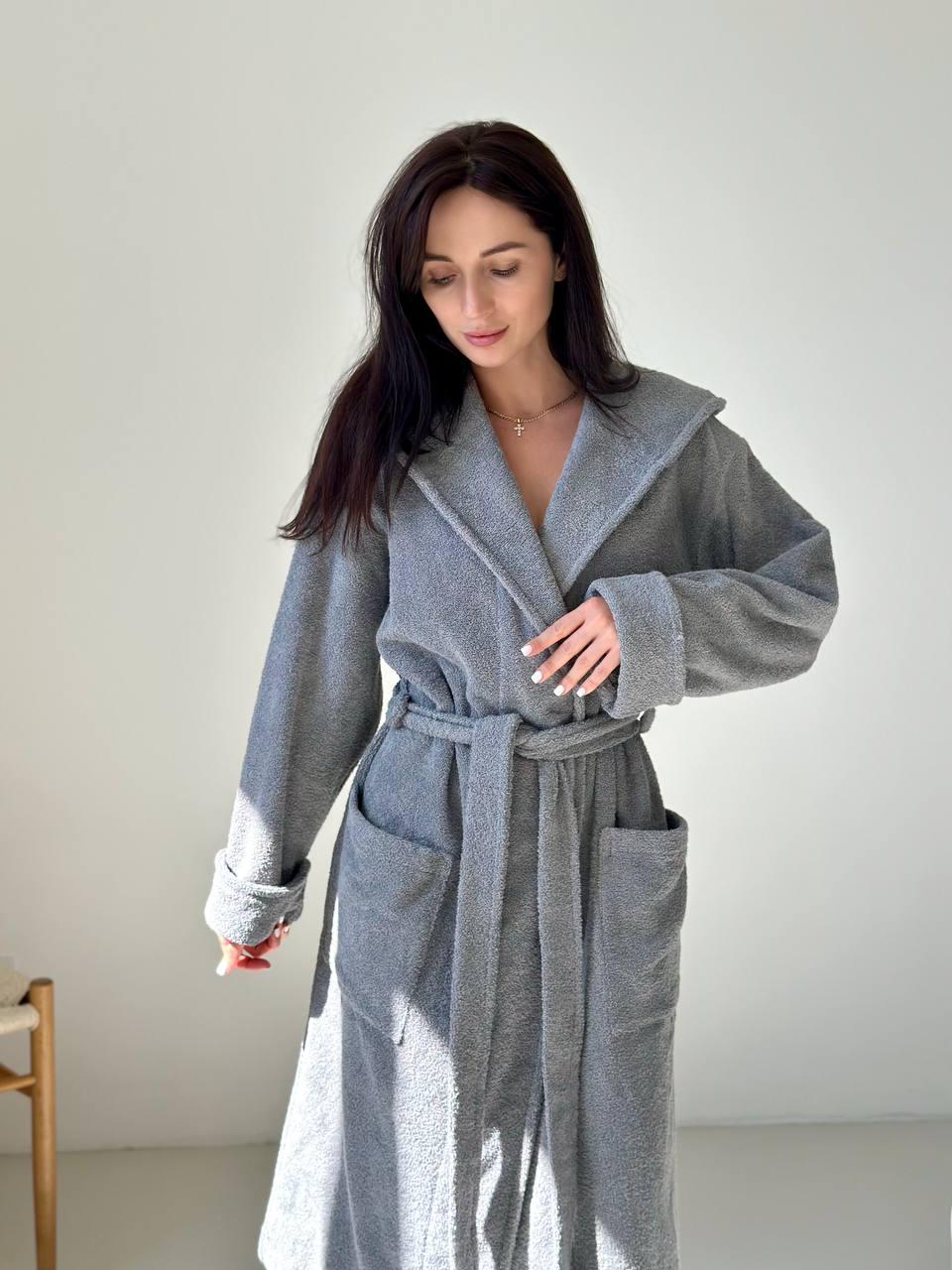 Халат жіночий COSY Fortune з капюшоном махровий M Сірий (925H1W) Халат жіночий COSY Fortune з капюшоном махровий M Сірий (925H1W)