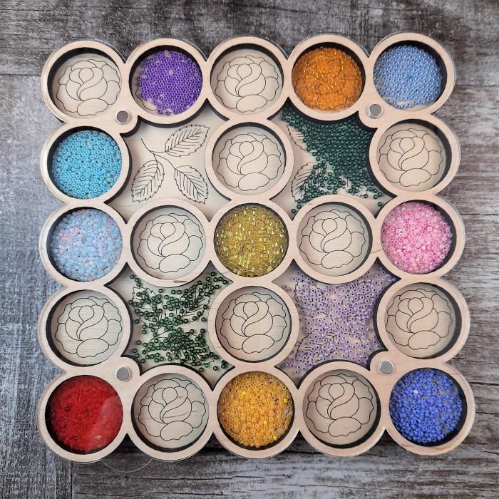 Деревянный органайзер для бисера на 25 ячеек без бисера (060138)