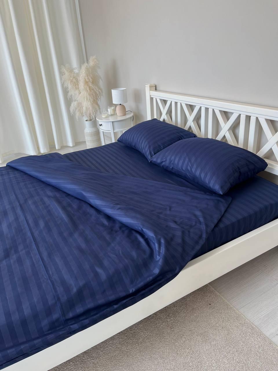 Комплект постельного белья ZHN полуторный страйп сатин 150х220 см Темно-синий Комплект постельного белья ZHN полуторный страйп сатин 150х220 см Темно-синий