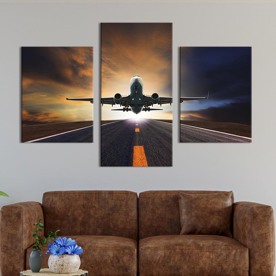 Картина для интерьера Пассажирский авиалайнер над взлетной полосой 96x60 см (94-32)