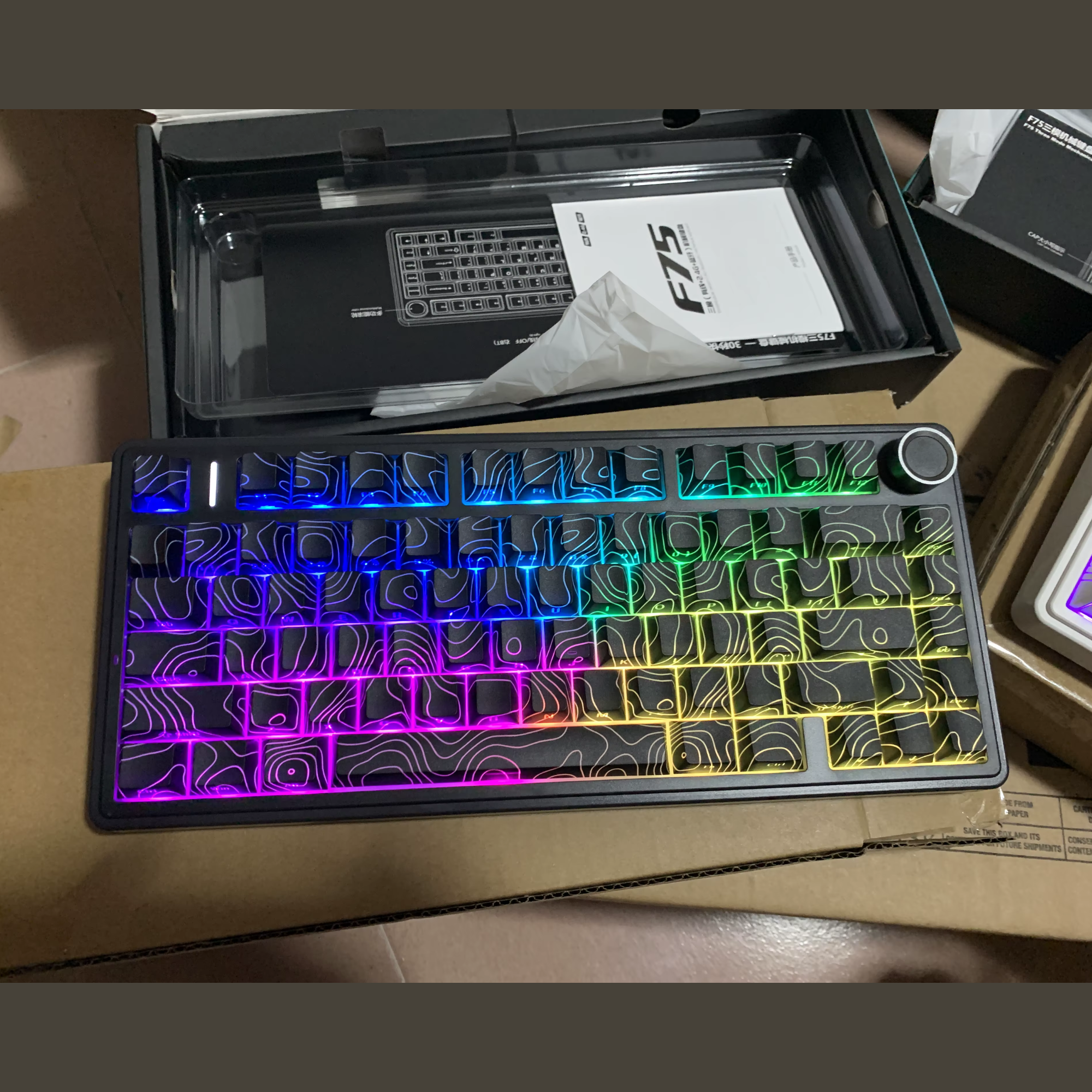 Клавиатура механическая AULA F75 с подсветкой RGB Black Contour Lines (25860155) - фото 6 Клавиатура механическая AULA F75 с подсветкой RGB Black Contour Lines (25860155) - фото 6