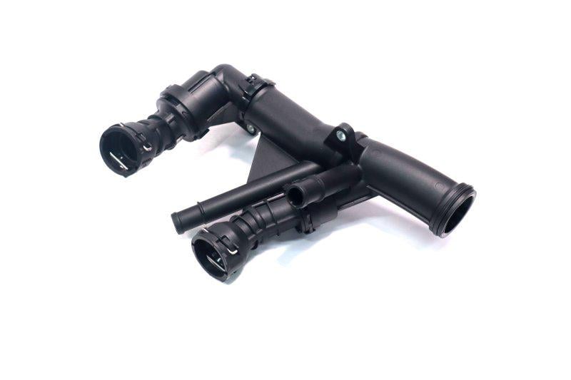 Термостат з корпусом для Audi Q3 Volkswagen Golf 7 Passat B8 (180454)