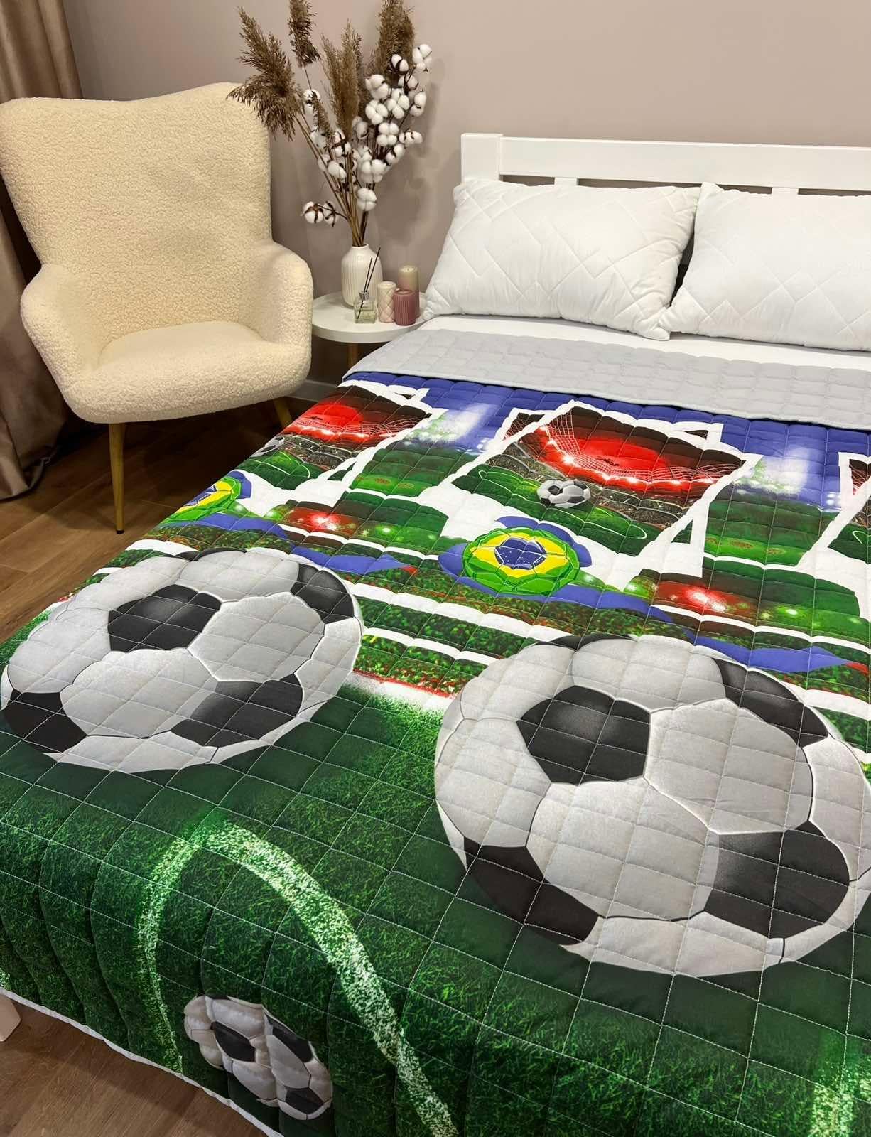 Одеяло-покрывало детское Футбол двустороннее из хлопка 150x210 см (26293499) Одеяло-покрывало детское Футбол двустороннее из хлопка 150x210 см (26293499)