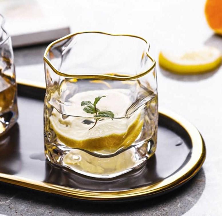 Набір склянок для віскі XS Old Fashion золотий обідок 150 мл 6 шт. (906387) - фото 4 Набір склянок для віскі XS Old Fashion золотий обідок 150 мл 6 шт. (906387) - фото 4