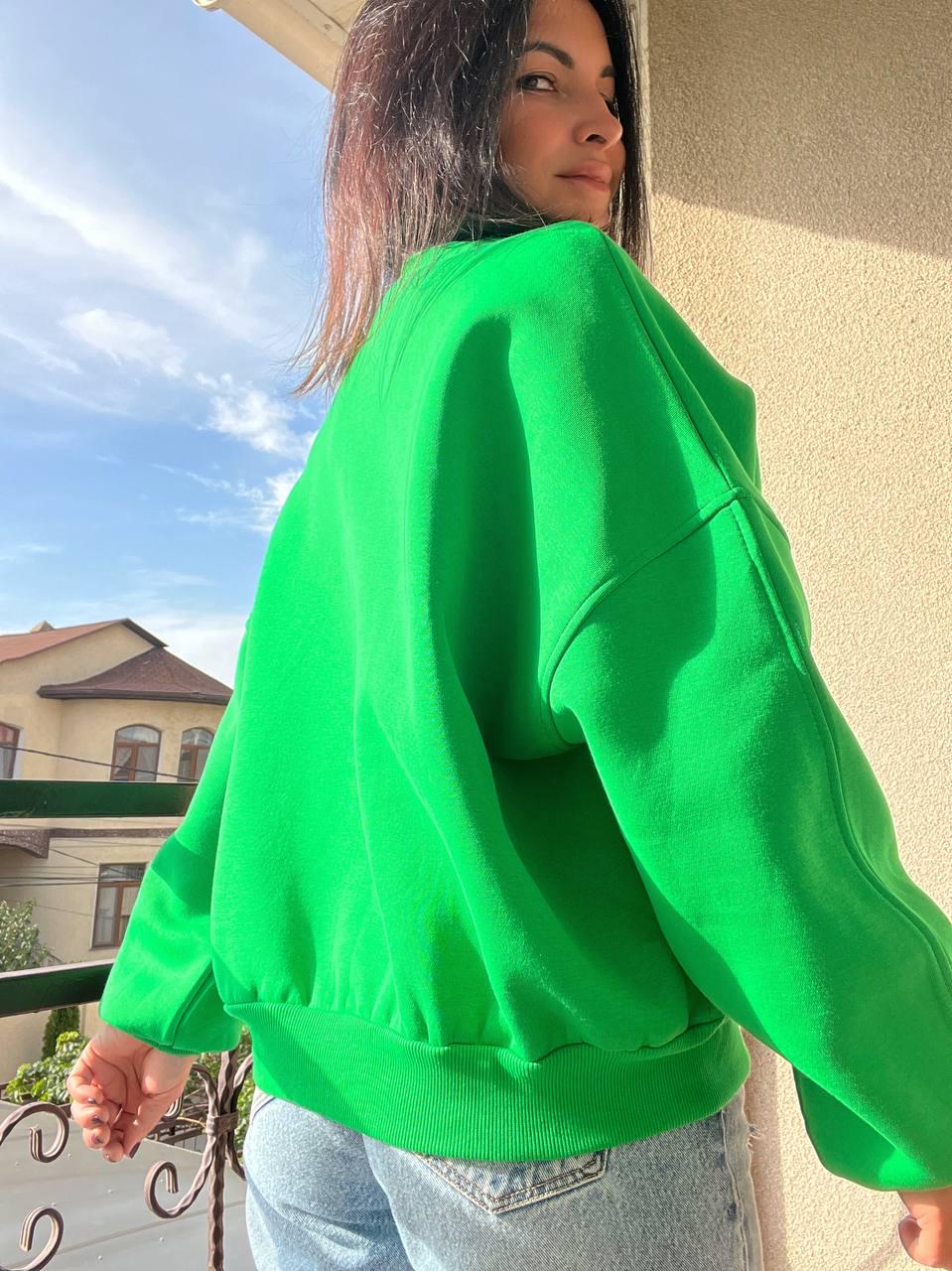 Свитшот женский OLIVIA 2479 широкий утепленный вышивка OS Зеленый (1127) - фото 6