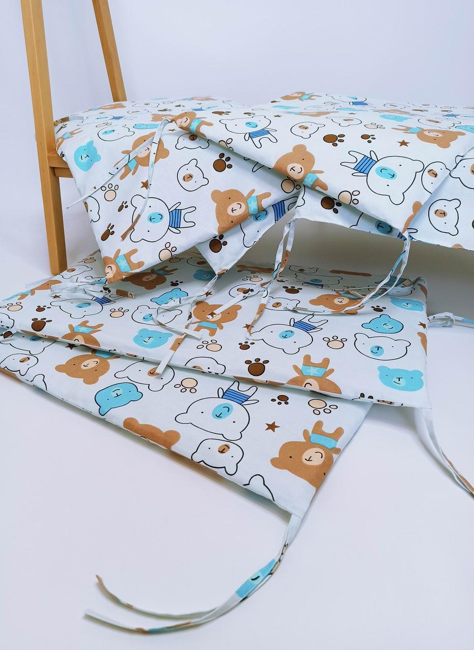 Бортики защита в детскую кровать Penetka Мишки бязь 120x40/60x40 см Голубой (6508.120.40.116)