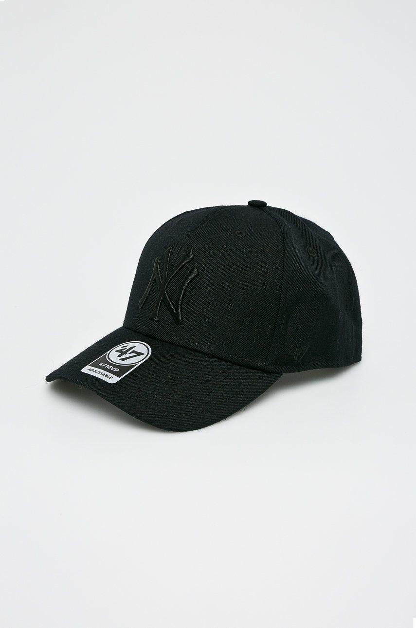 Кепка 47 Brand NEW YORK YANKEES BASE RUNNER Черный (OSFA B-BRNMS17CTP-BKA)