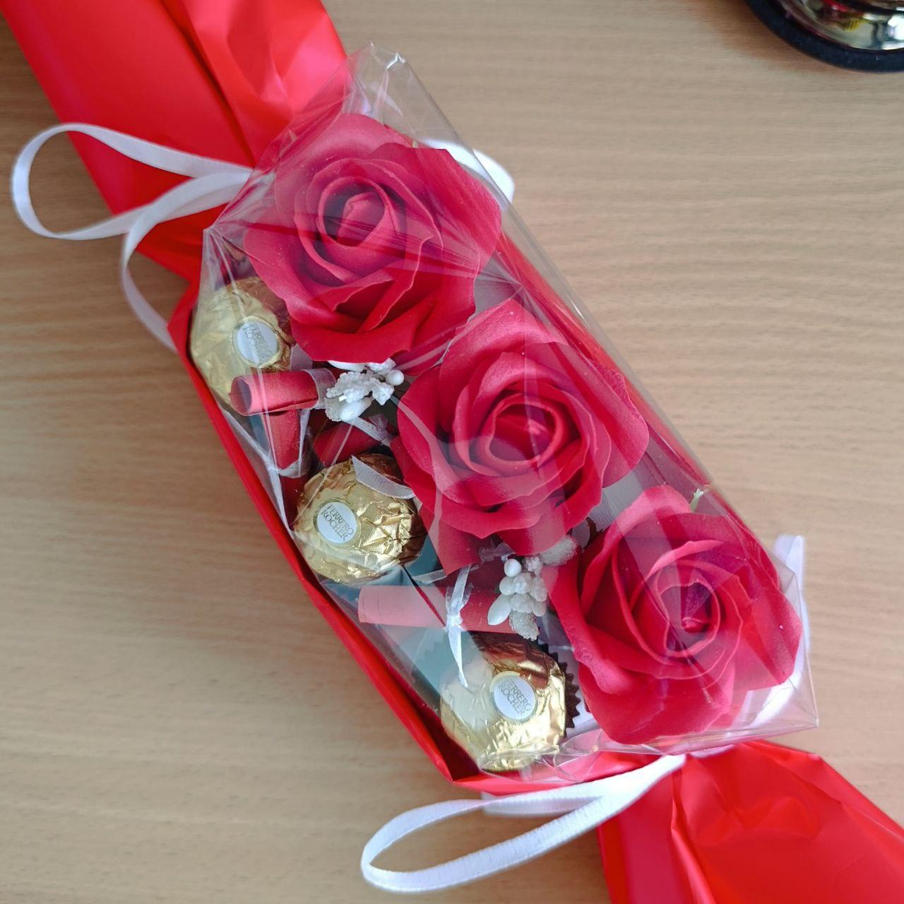 Набор с конфетами розами и 11 причинами почему я тебя любю на день влюбленных/8 марта/день рождения (ar194) Набор с конфетами розами и 11 причинами почему я тебя любю на день влюбленных/8 марта/день рождения (ar194)