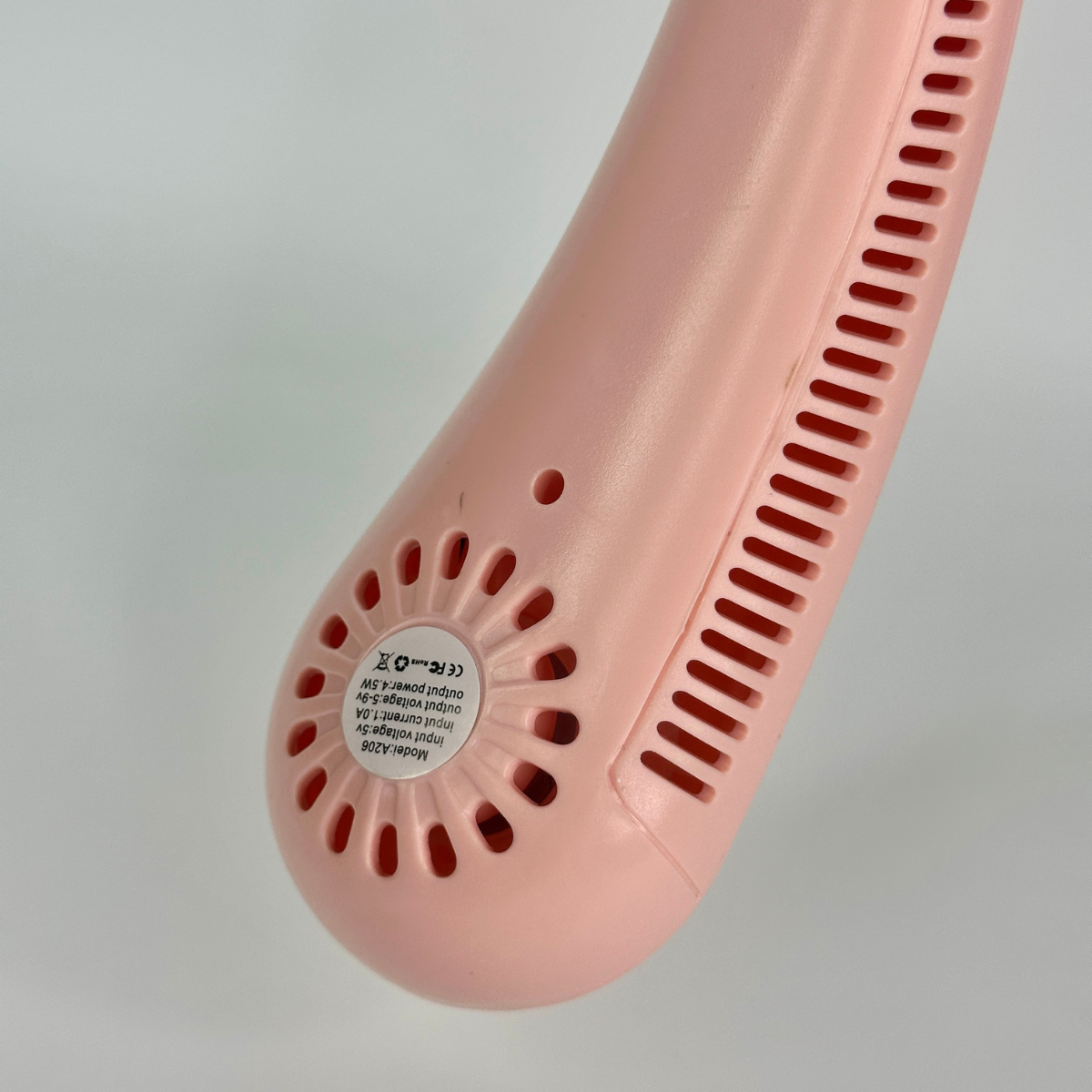 Вентилятор на шею безлопастный Arctic Air Freedom на аккумуляторе гибкий Розовый (LY-644-Pink) - фото 8 Вентилятор на шею безлопастный Arctic Air Freedom на аккумуляторе гибкий Розовый (LY-644-Pink) - фото 8