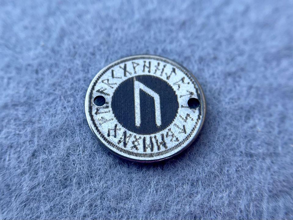 Коннектор из нержавеющей стали 12х12х1 мм