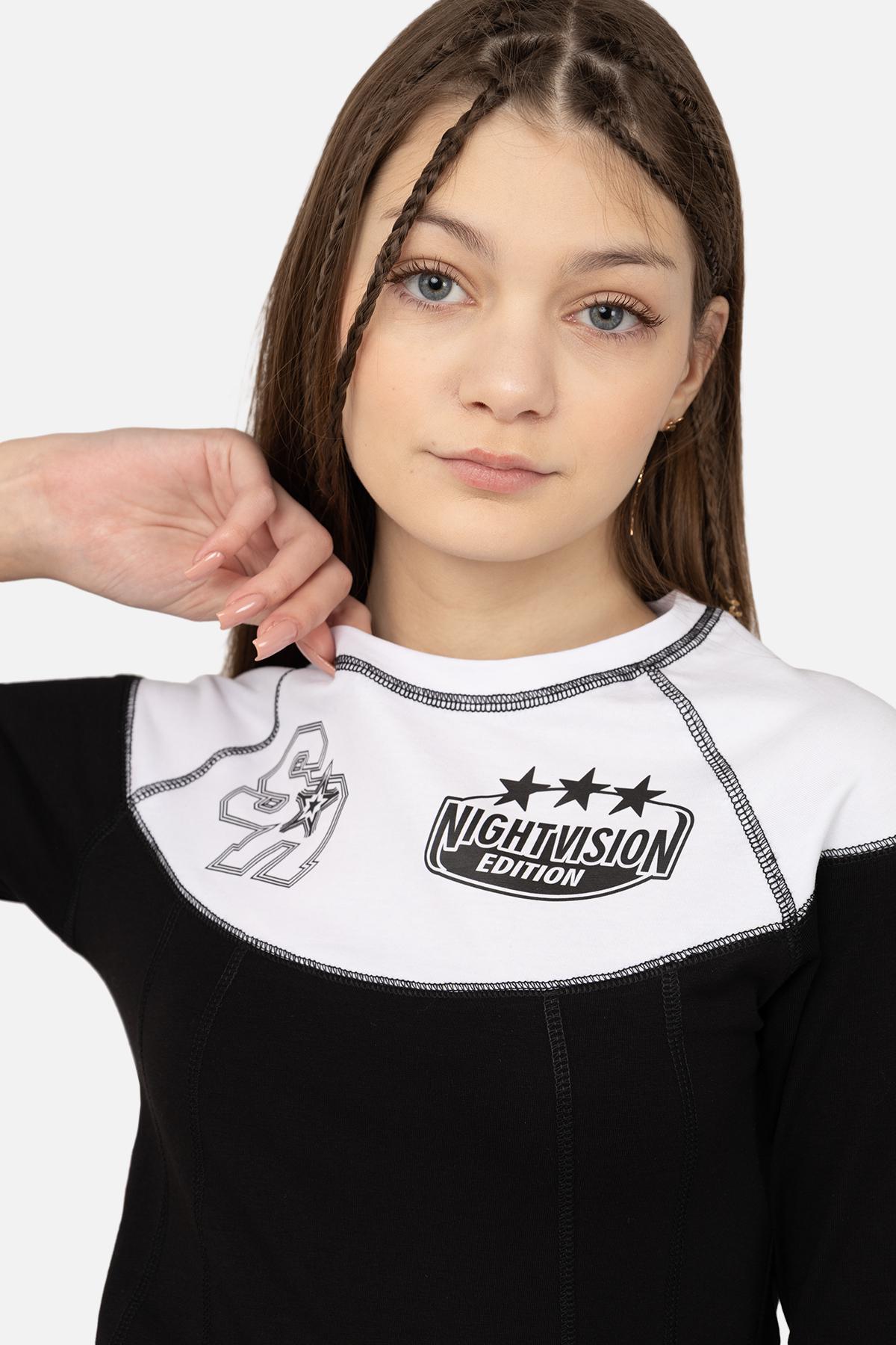 Джемпер жіночий з довгим рукавом ЦБ-00267753 р. 42 Чорний (SKT001038937) - фото 3 Джемпер жіночий з довгим рукавом ЦБ-00267753 р. 42 Чорний (SKT001038937) - фото 3