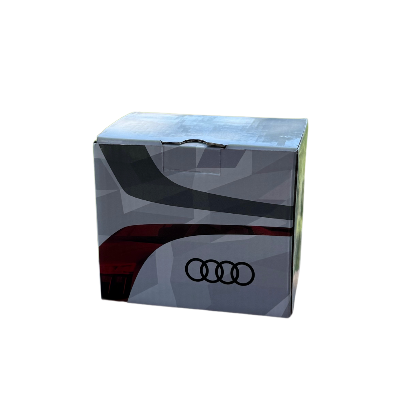 Кружка Audi фарфоровая 350 мл Черный матовый (арт. 3291900500) - фото 2 Кружка Audi фарфоровая 350 мл Черный матовый (арт. 3291900500) - фото 2