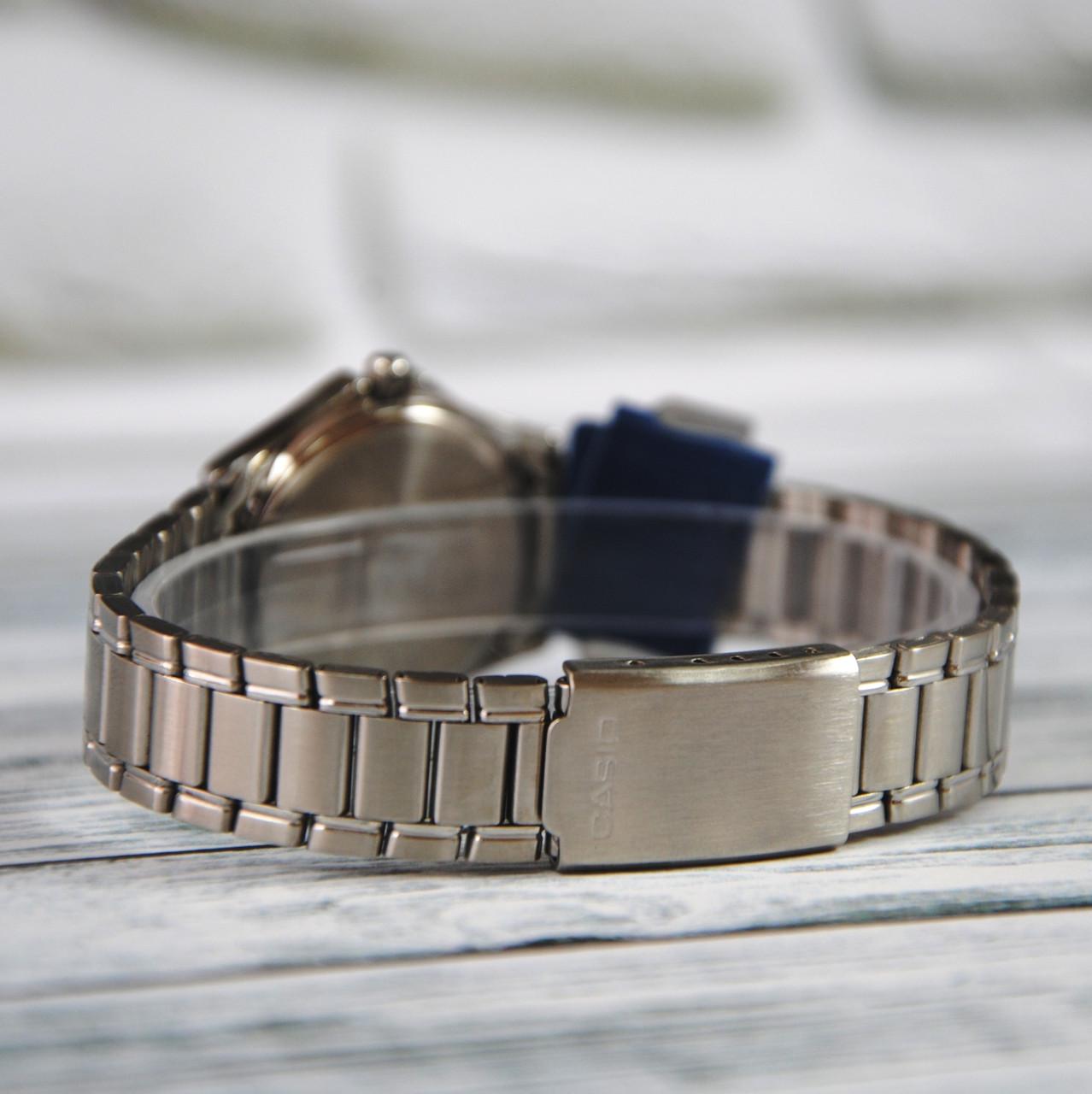 Наручний годинник жіночий Casio LTP-1183A-2ADF d 28 мм Cрібний/Синій (2461175148) - фото 7