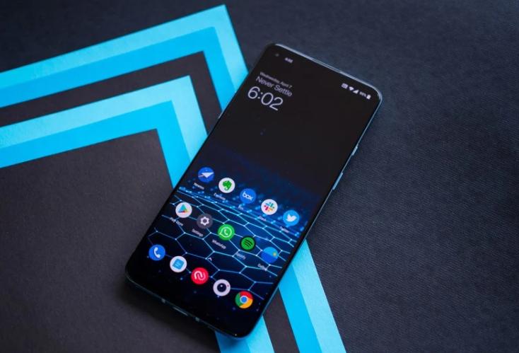 Смартфон OnePlus 9RT 12/256 GB Hacker Silver (62853) - фото 4 Смартфон OnePlus 9RT 12/256 GB Hacker Silver (62853) - фото 4