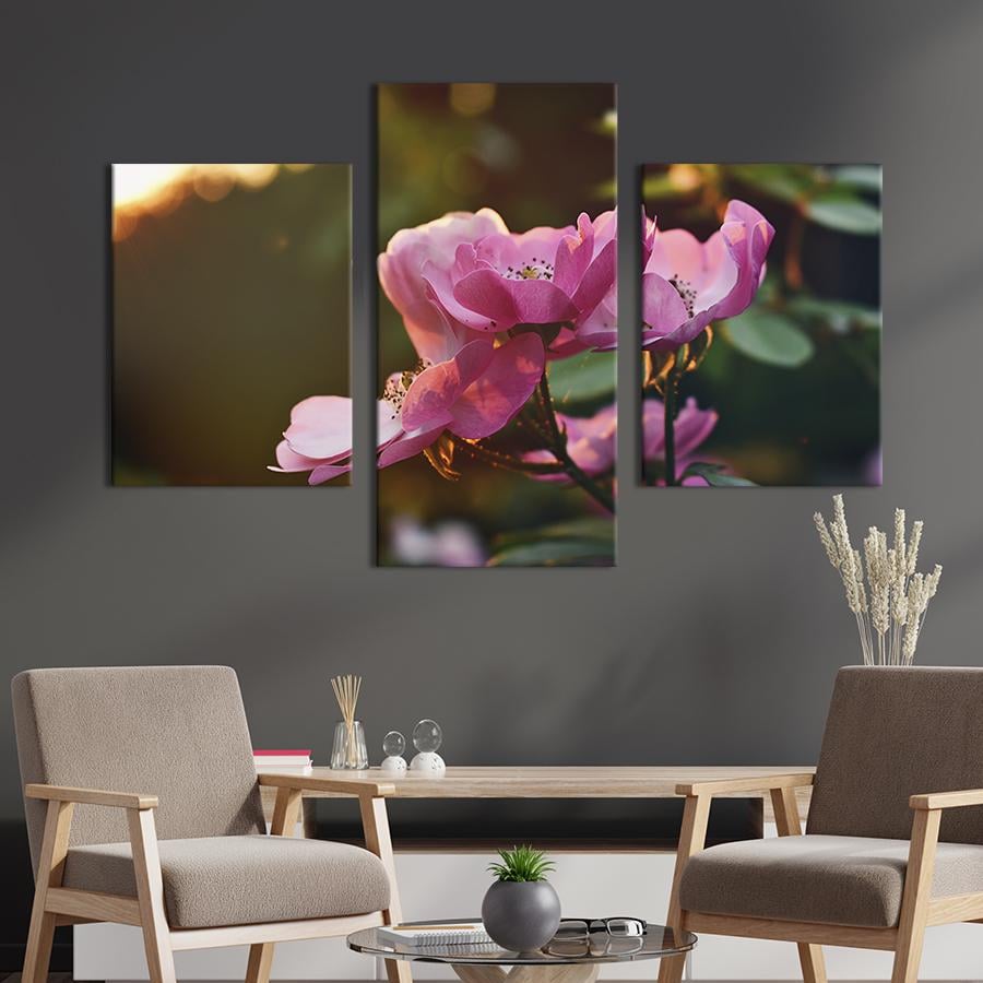 Картина на холсте триптих Ароматные цветы шиповника 96x60 см (917-32)