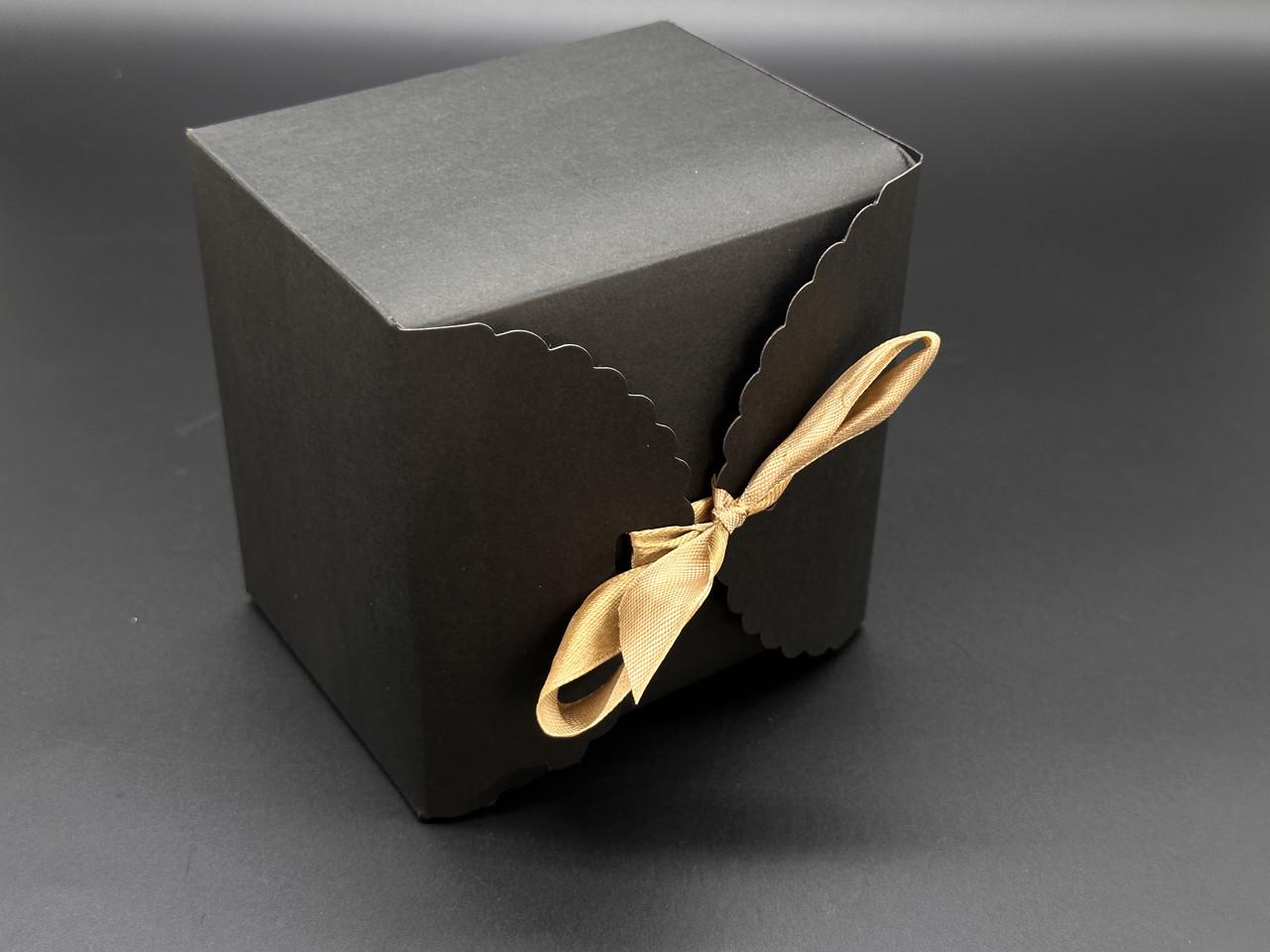Коробка для подарков сборная с завязками картонная 12х12х9 см Черный (OA-62) - фото 3