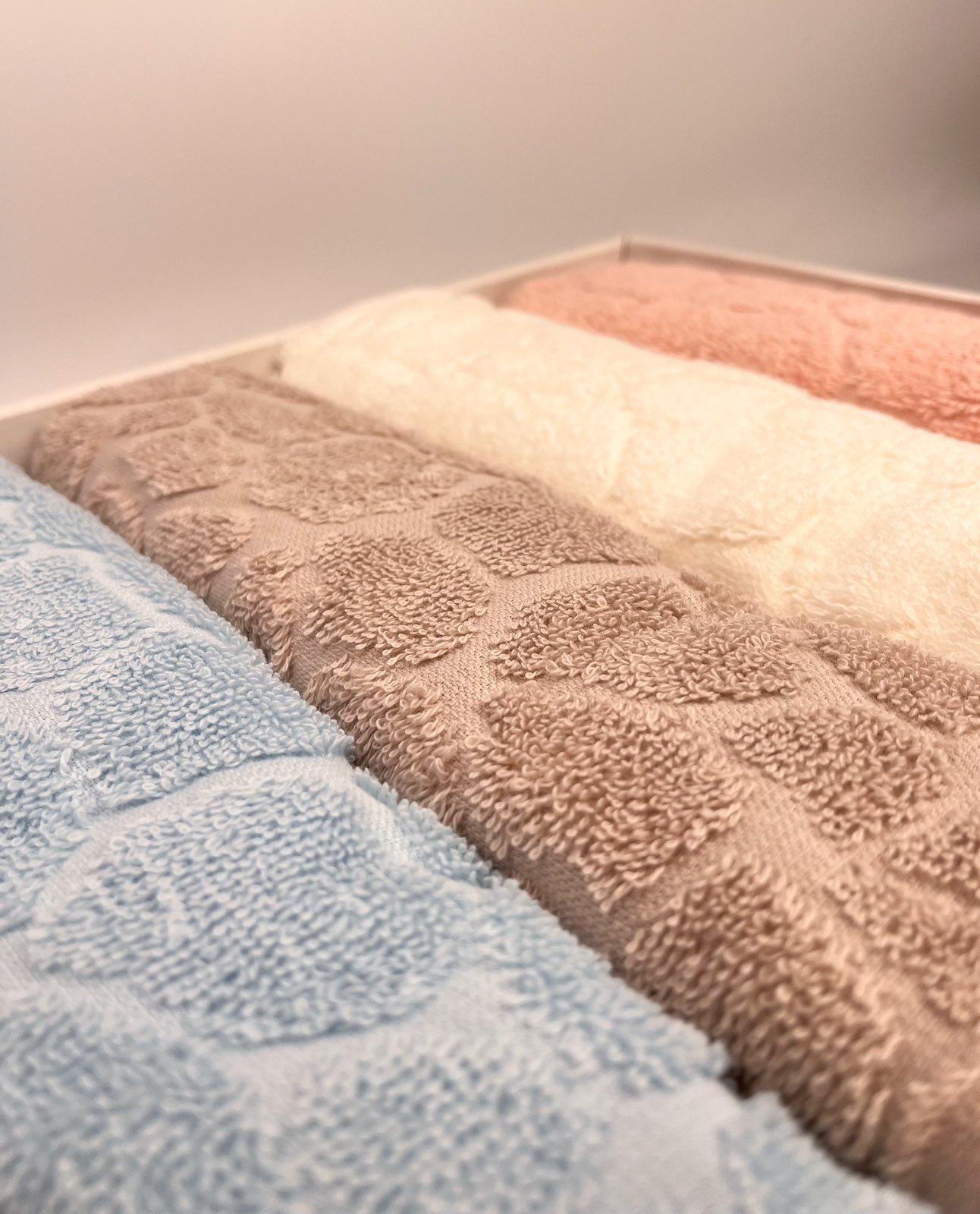 Набір рушників Altinbasak Belina 4 шт. Різнокольоровий (CN28047) - фото 2 Набір рушників Altinbasak Belina 4 шт. Різнокольоровий (CN28047) - фото 2