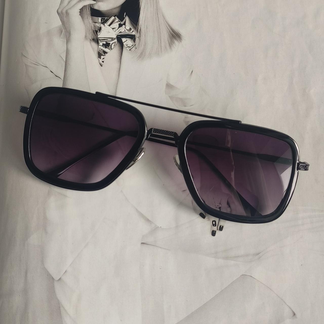 Солнцезащитные очки Тони Старка Фиолетовый с черным