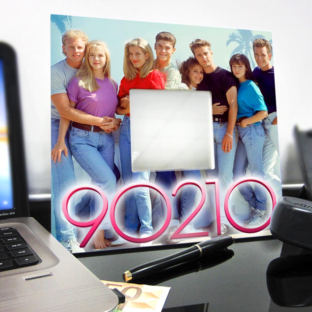 Зеркало декоративное Сериал ''Район Беверли-Хиллз 90210" 260х260 мм (M04643) - фото 3 Зеркало декоративное Сериал ''Район Беверли-Хиллз 90210" 260х260 мм (M04643) - фото 3