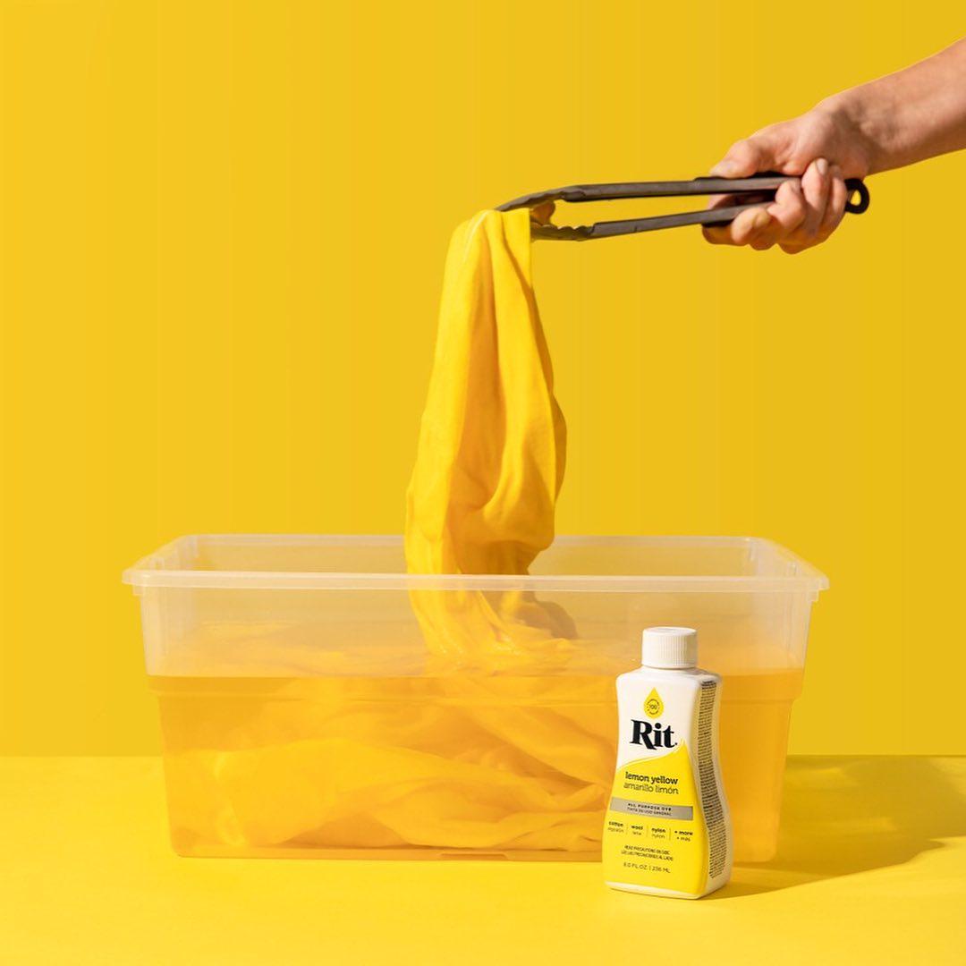 Барвник для одягу Rit Dye Lemon Yellow (88010) - фото 4 Барвник для одягу Rit Dye Lemon Yellow (88010) - фото 4