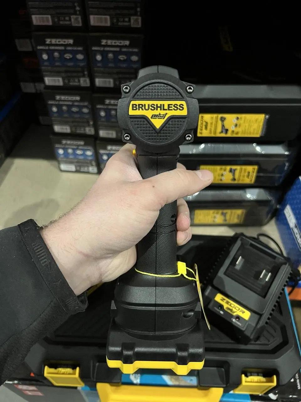 Шуруповерт професійний акумуляторний безщітковий Zegor CDPP-21BL/21В/70 Нм/дві швидкості/2 батареї 21В 2Ач/реверс/підсвічування/кейс - фото 6