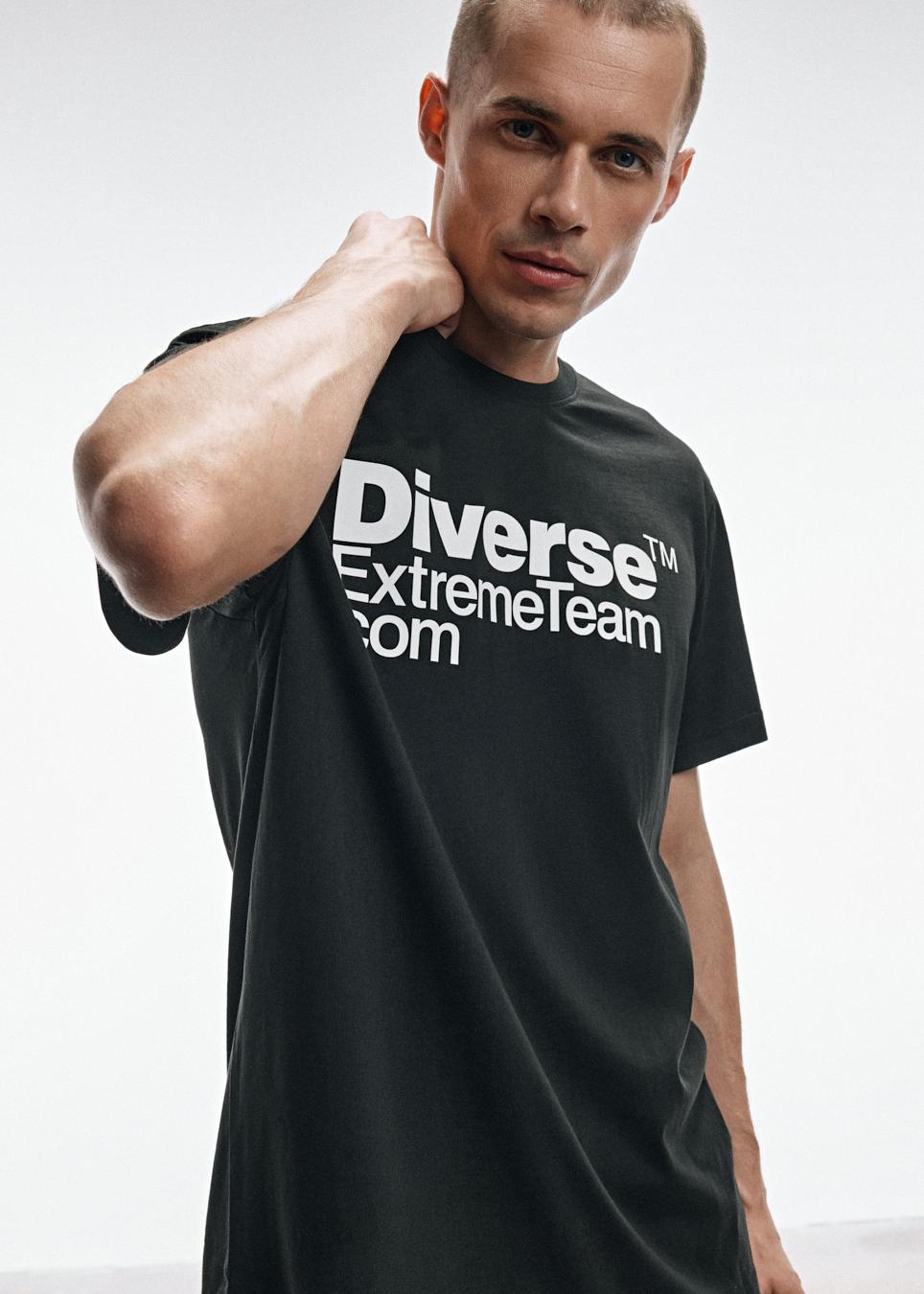 Футболка мужская Diverse DEXT LOGO 245 L Черный (5905384050175)