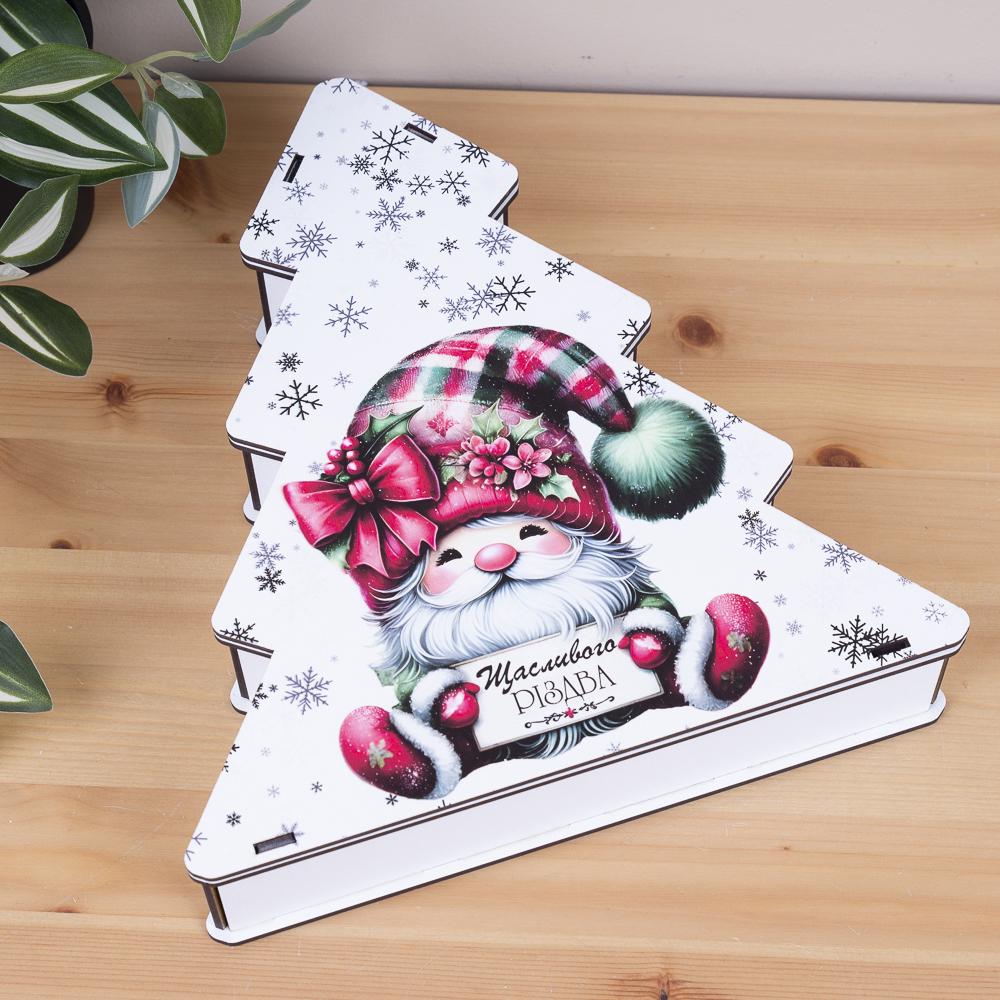 Коробка-елка гном 28 см (7155-5)