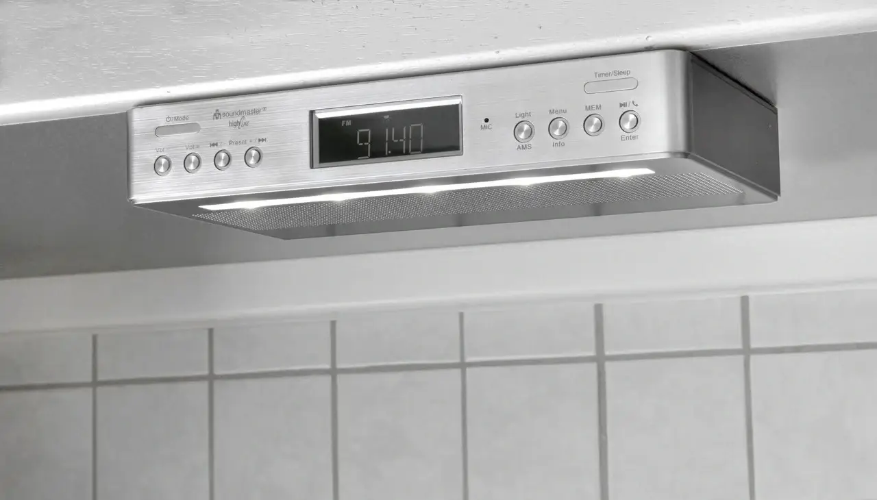 Радио кухонное с подсветкой рабочего места Soundmaster UR2045SI DAB+ и FM-RDS Bluetooth Радио кухонное с подсветкой рабочего места Soundmaster UR2045SI DAB+ и FM-RDS Bluetooth