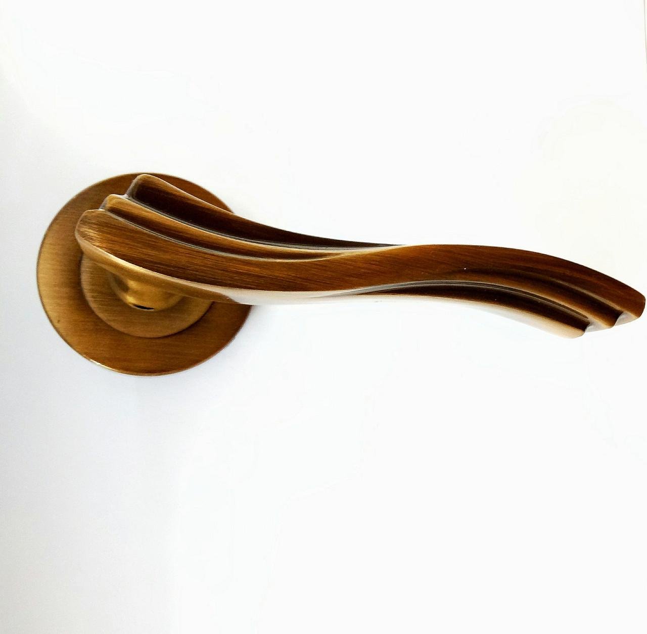 Ручка дверная на розетках Ozcanlar ORKIDE MAT/OKSID Rozet