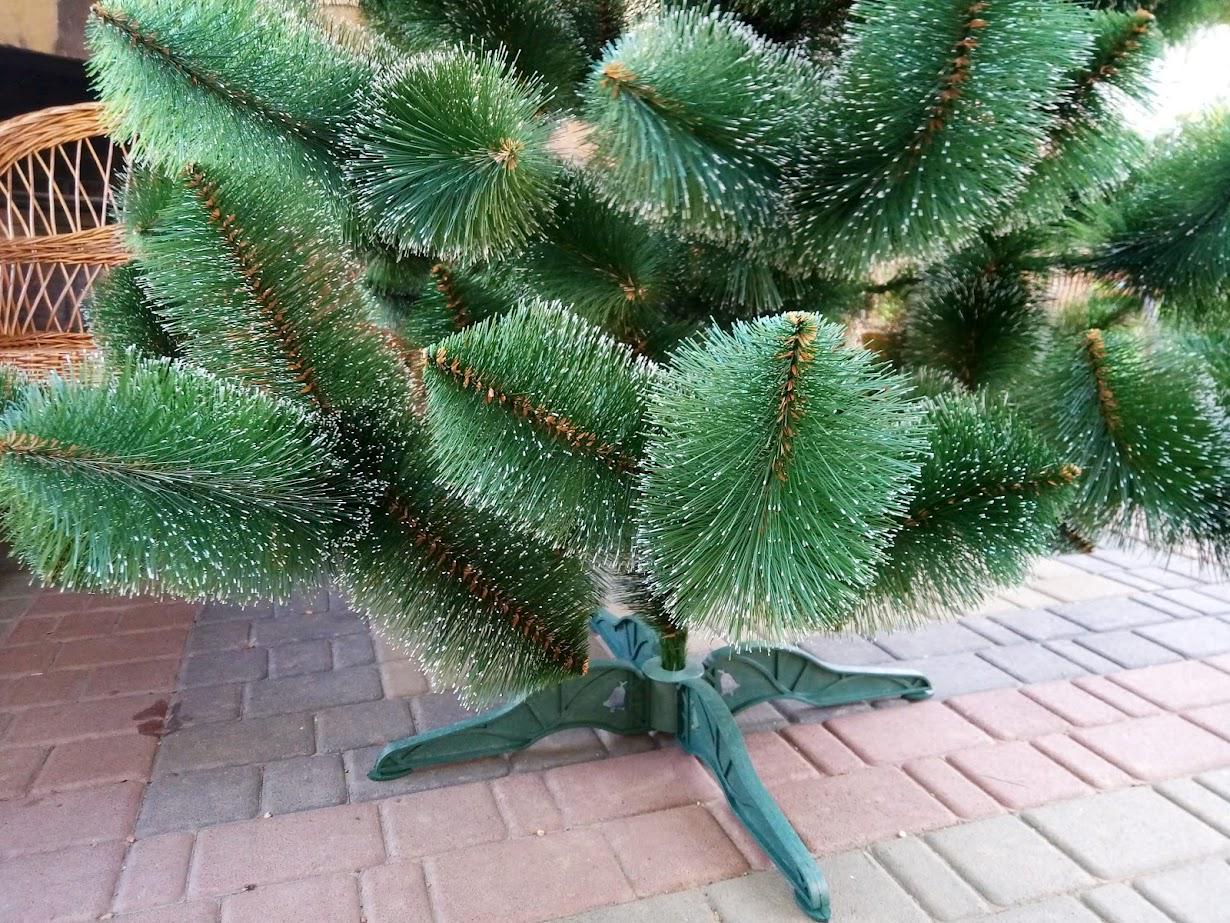 Штучна сосна з ПВХ з підставкою 1,5 м Темно-зелений/Білий (NYT15258) - фото 2