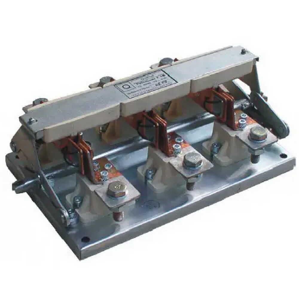 Рубильник разрывной Р-2М без привода 250А (Q060101001)